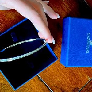 Silver Swarovski bangle with cubic zirconia (size medium)